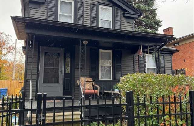 65 Atkinson Street Gallery 1
