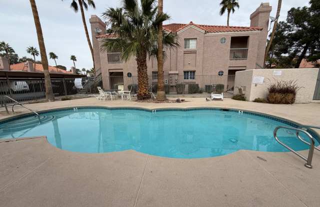 BEAUTIFULLY UPGRADED CONDO - SPACIOUS 2 BEDROOM, 2 BATH TOP FLOOR IN PRIME LAS VEGAS LOCATION photos photos
