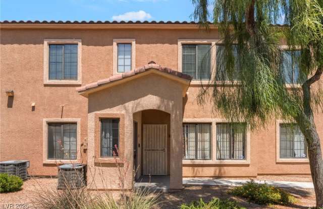 2131 Hussium Hills Street photos photos