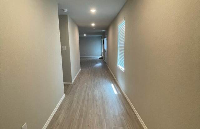 6414 Ignacio Gallery 2