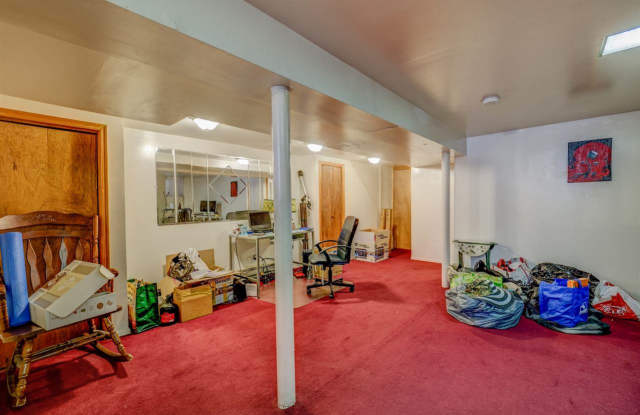 175 COLUMBIA AVE Gallery 3