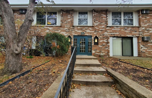 934 Westbrooke Way - 934 Westbrooke Way, Hopkins, MN 55343