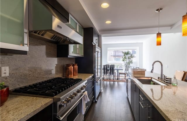 708 Rockefeller - 708 Rockefeller, Irvine, CA 92612