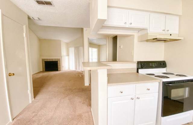 8754 Mallard Reserve # 201 Gallery 3