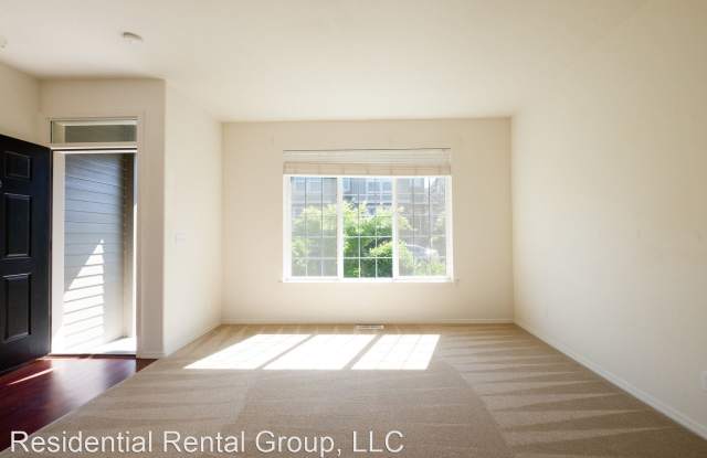 2393 NW Roseburg Terrace Gallery 3