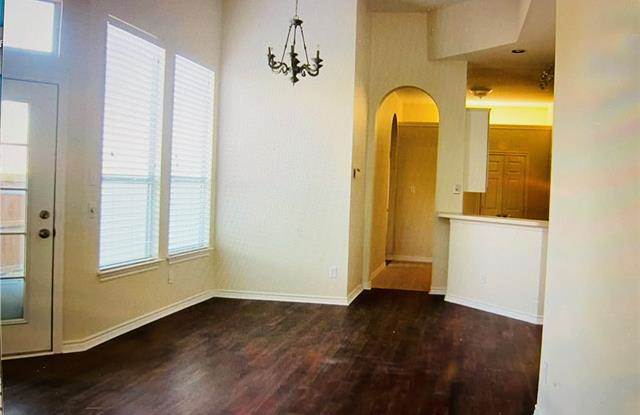 3153 Kettle River Court Gallery 3