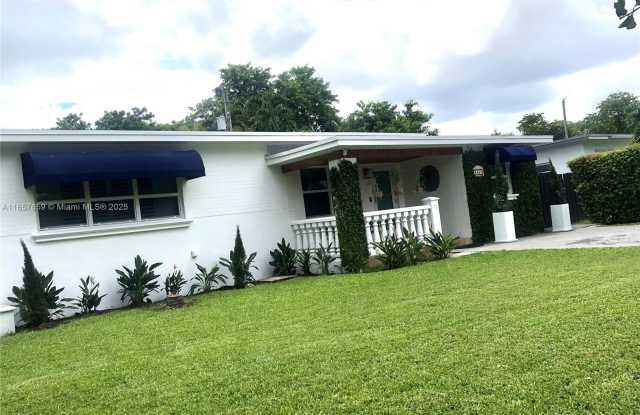6450 SW 19th St photos photos