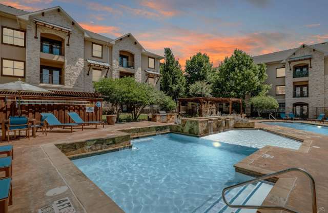 Arioso Apartments & Townhomes Gallery 1