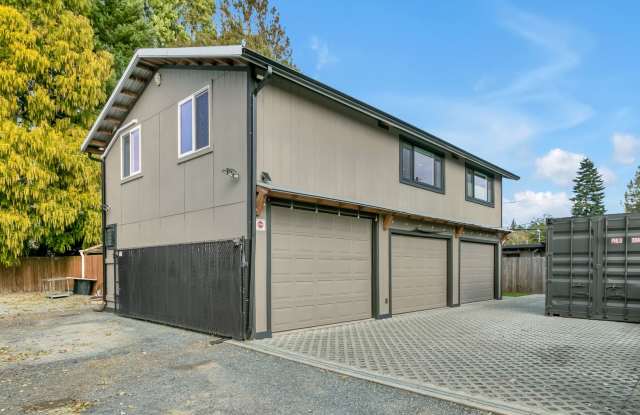 Private Fully Furnished ADU available in Burien photos photos