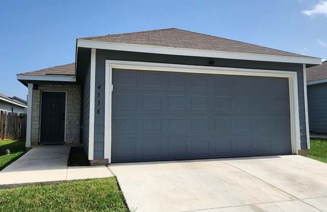 Charming 2-Bed, 2-Bath Home in Thea Meadows photos photos