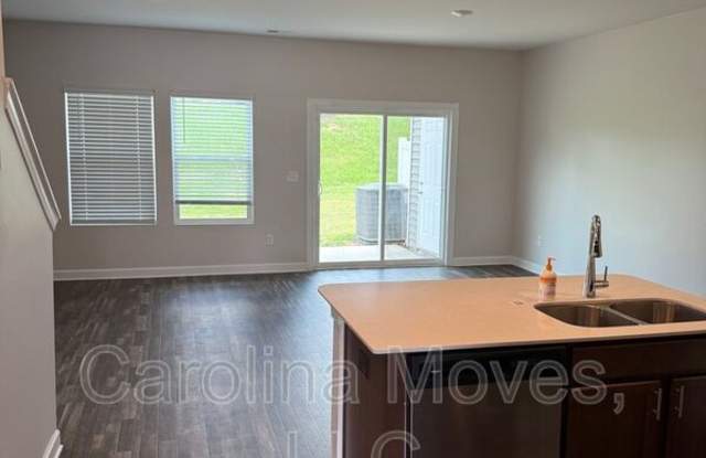 206 Telford Dr. Gallery 4