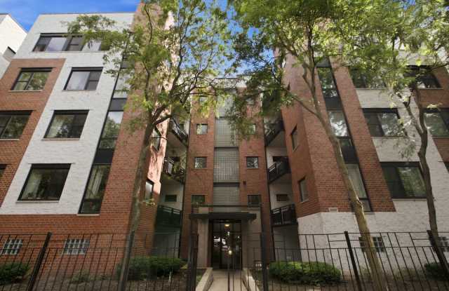 2327 West Wolfram Street photos photos
