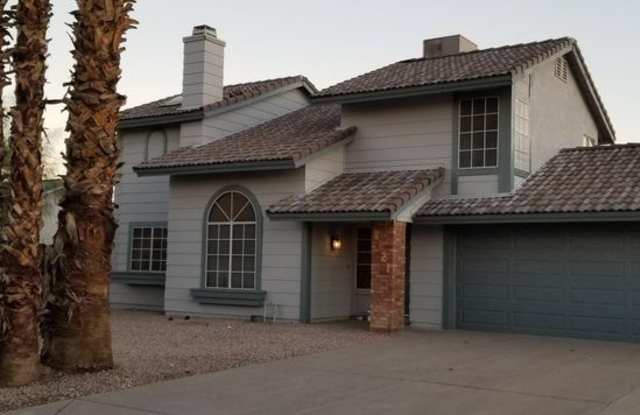 8121 W Larkspur Dr Gallery 2