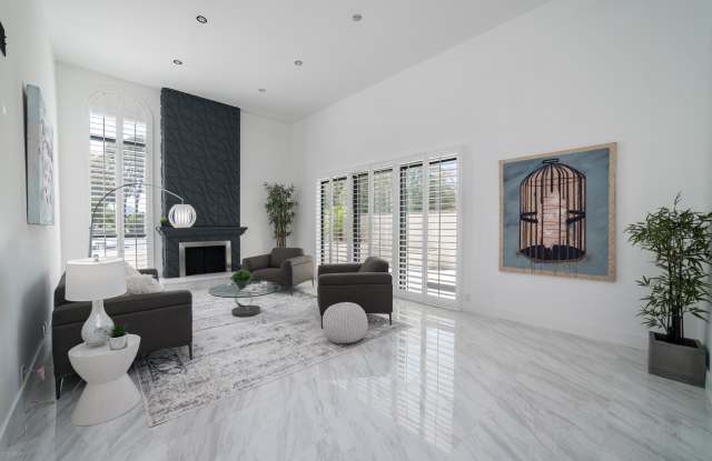 1526 E MONTEBELLO Avenue Gallery 4