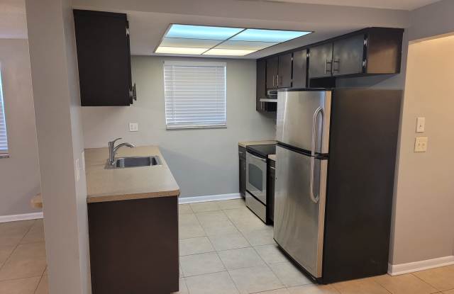 8930 Ledgestone Ln Gallery 3