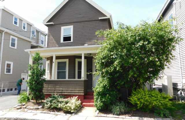12 Fisk Ave. photos photos