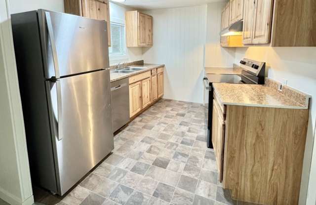 3 BEDROOM 2 BATHROOM FOR RENT Gallery 3