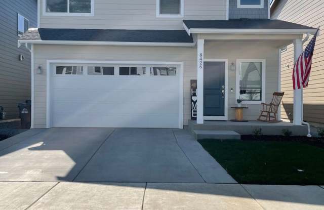 Newly Built 4bd 2.5ba in LSSD Gallery 1