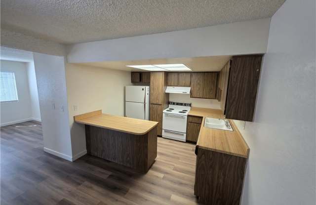 5312 Redberry Street Gallery 4