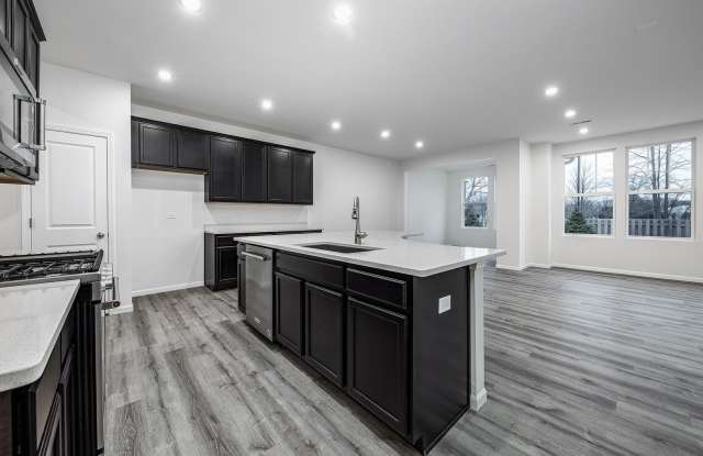 535 Watercress Drive Gallery 2