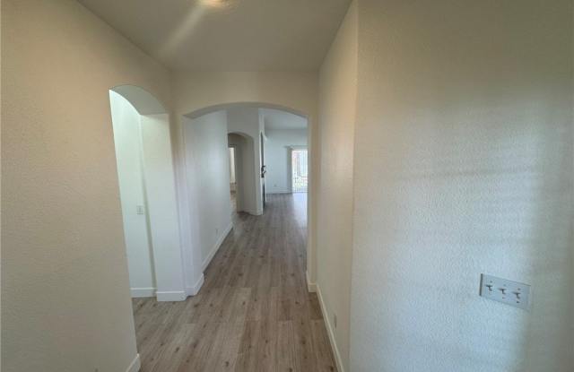 8772 Bridgeport Bay Avenue Gallery 4