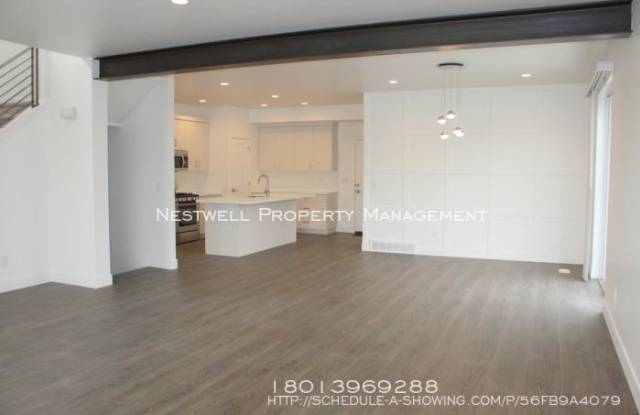 1024 W Albion Meadow Way Gallery 2