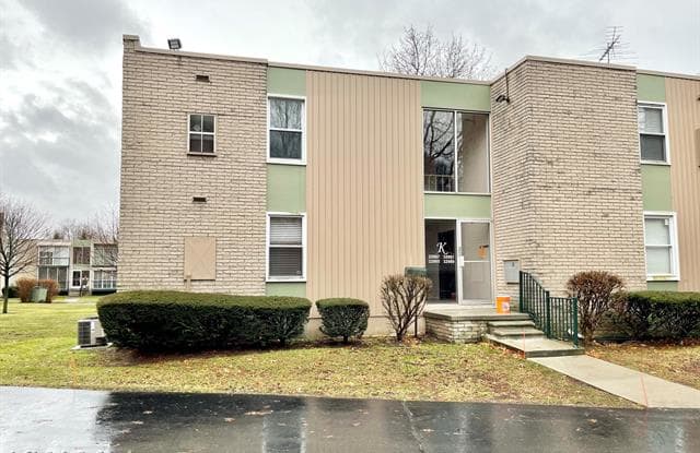 32985 FARGO Street - 32985 Fargo Street, Livonia, MI 48152