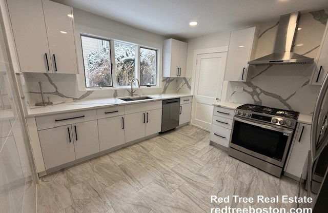 56 Edgecliff Road - 56 Edgecliff Road, Watertown Town, MA 02472