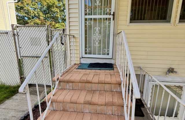 180 Avenue B photos photos