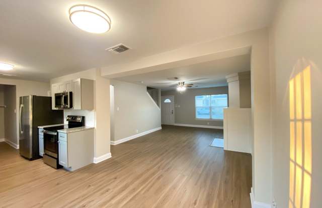 4203 Misty Springs Dr Gallery 3