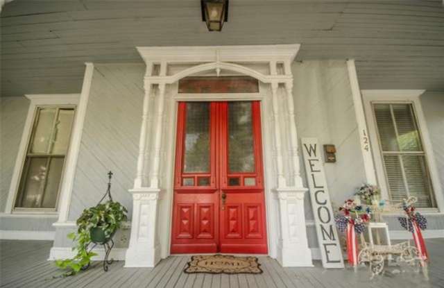 124 Reid Street Gallery 3