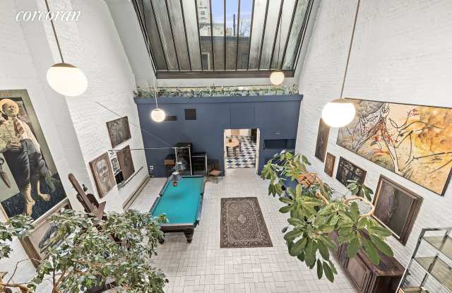 208 East 20th Street Gallery 4