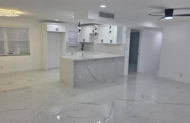 5332 NW 18th St photos photos