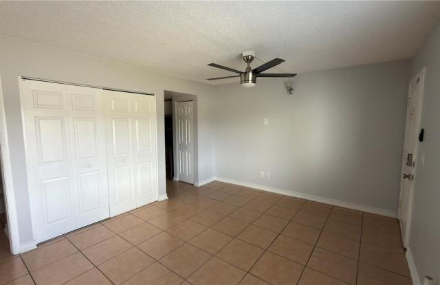 4145 DOLPHIN DRIVE Gallery 3