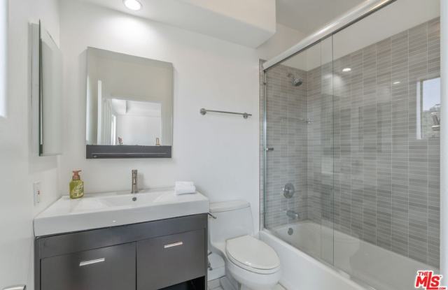 6389 La Punta Dr Gallery 3