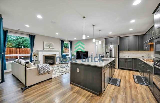 Stunning 4-Bedroom, 3-Bathroom East-Facing Cul-De-Sac Home in Laterra Estates – Move-In Ready! - 828 156th Place Southwest, Martha Lake, WA 98087