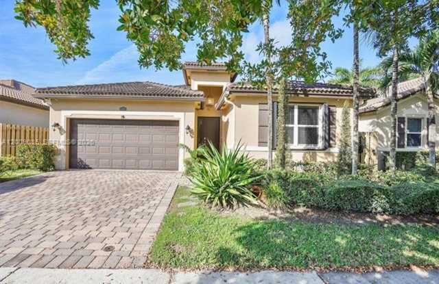 25280 SW 119th Ave HOMESTEAD, FL 33032 photos photos