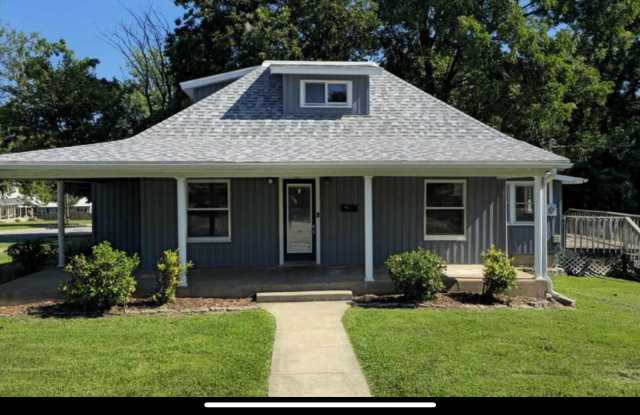 427 West College Street photos photos 427 West College Street photos photos