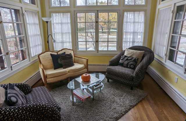 5036 W Washington Blvd photos photos