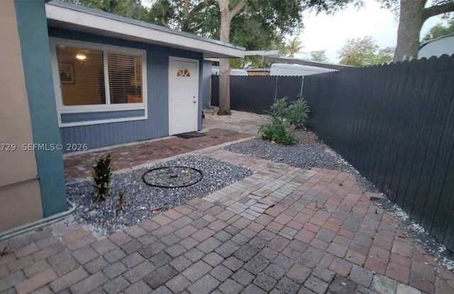 1115 SW 25th Ave photos photos