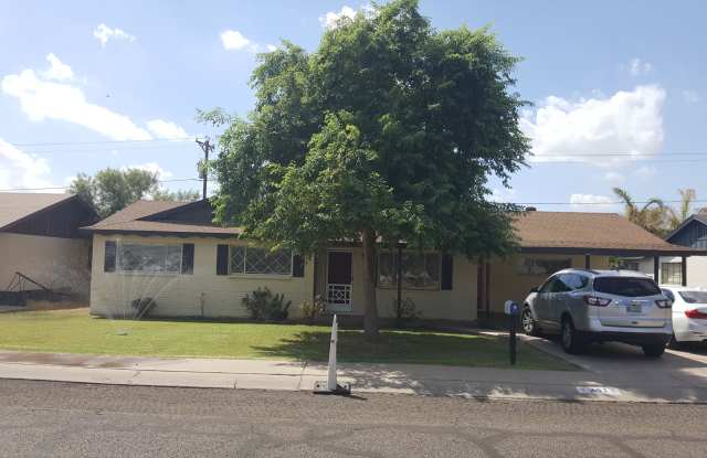 2413 W ECHO Lane - 2413 West Echo Lane, Phoenix, AZ 85021