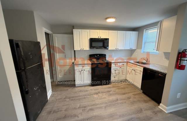 3 BEDROOM HOME FOR RENT IN EDDYSTONE - 1026 Toll Street, Eddystone, PA 19022