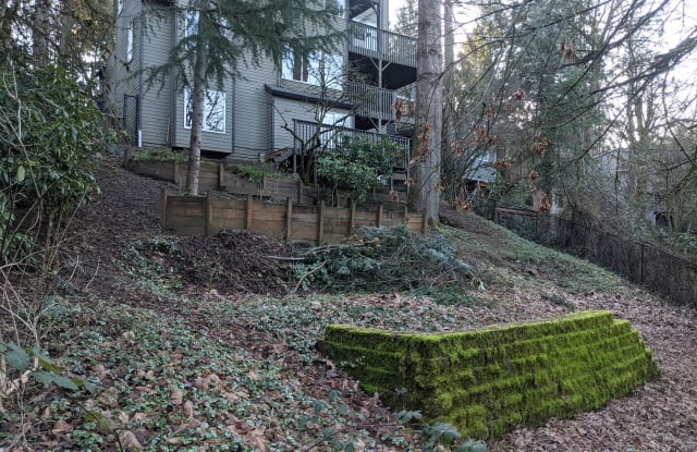2639 Gloria Drive - 2639 Gloria Drive, West Linn, OR 97068
