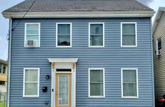 37 West Locust Street, Mechanicsburg, PA 17055 photos photos