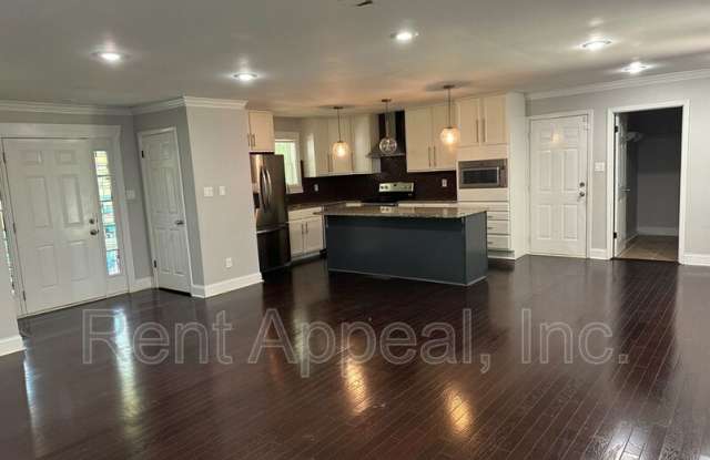 2270 Pine Stream Ct Gallery 2