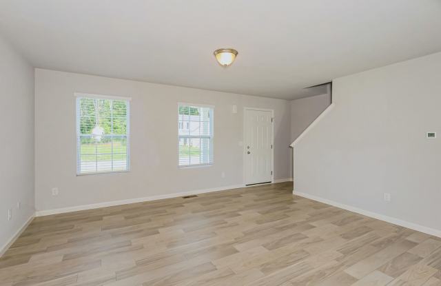 Move-In Special:Move In Special: Get August & September Rent FREE! Move in by August 31st to receive FREE rent for both August and September. Save money at move-in with a reduced security deposit of just $1,000! Gallery 3