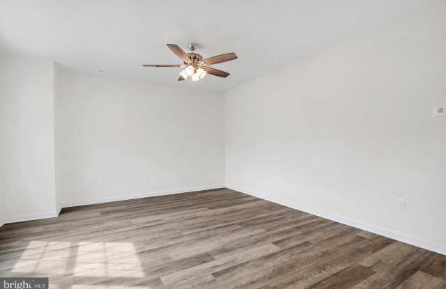260 BEECHWOOD WAY Gallery 3