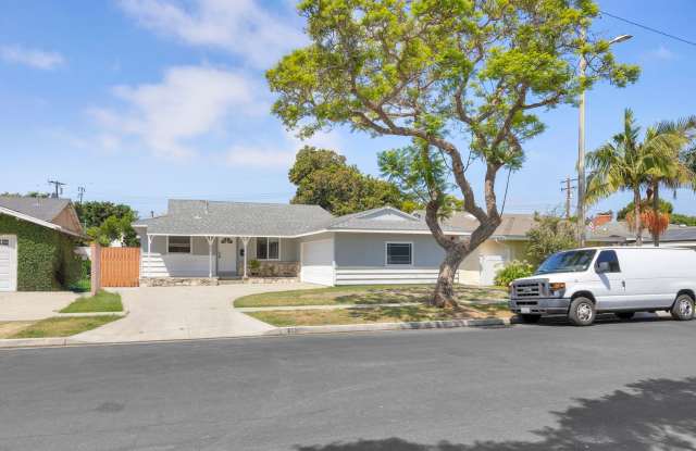3 Bedroom and 2 Bathroom Home – Close to CSULB  Parks photos photos