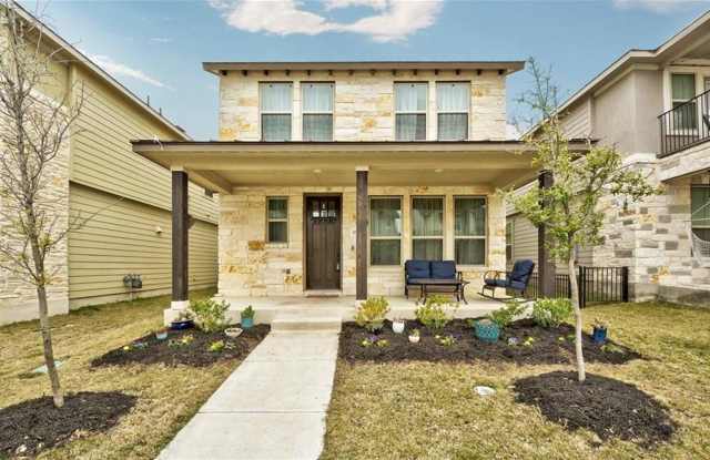 Charming Modern Residence in Dripping Springs - 178 Buckthorn Drive, Dripping Springs, TX 78620