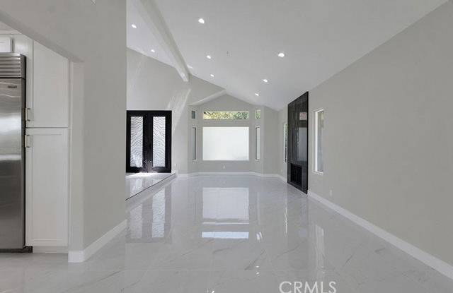 12955 Louise Avenue Gallery 4
